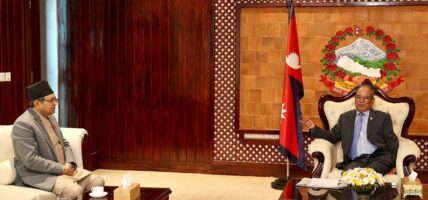 सदनको अवरोध हटाउन सभामुखबीच प्रधानमन्त्री छलफल