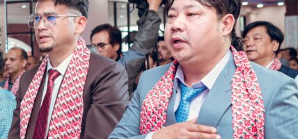 संगीत उद्योग संघका अध्यक्ष मगरले पाए सर्वोत्कृष्ट म्युजिक प्रोड्युसरको अवार्ड