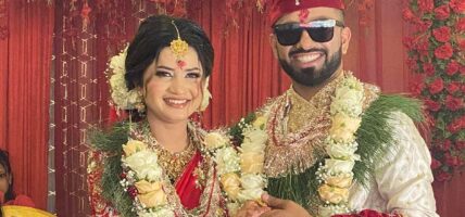 चर्चित गायिका एलिना चौहानले कसिन लगनगाँठो