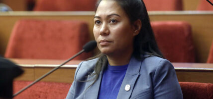 ८२५ शिक्षकले राजनीतिक दलको सदस्‍यता त्याग गरेको शिक्षामन्त्रीको दाबी