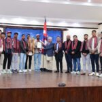 प्रधानमन्त्रीद्वारा एनपिएल विजेता जनकपुर बोल्ट्सलाई सम्मान