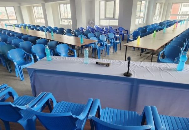 रास्वपा केन्द्रीय समिति बैठक बस्यो सदस्यलाई निलो कुर्सी