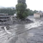 बगाएर लग्यो सपना, छोडेर गयो आँसु: ‘बाढी त गयो तर हामीलाई जिउँदै मारेर गयो’ बगाएर लग्यो सपना, छोडेर गयो आँसु: ‘बाढी त गयो तर हामीलाई जिउँदै मारेर गयो’