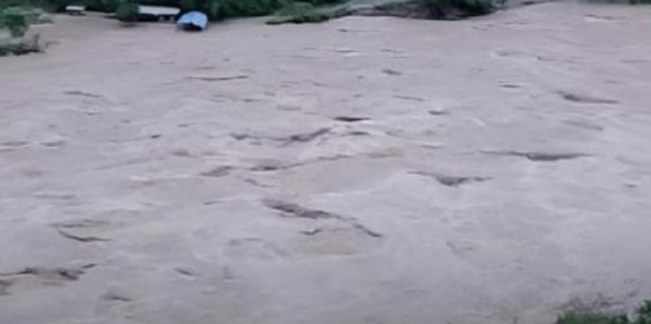 बागलुङमा बाढीपहिरो: ६१ घर गोठ बगे, ५१ घरमा आंशिक क्षति बागलुङमा बाढीपहिरो: ६१ घर गोठ बगे, ५१ घरमा आंशिक क्षति