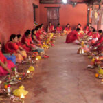 ललितपुरको सुरस्चन्द्र महाविहार महापालमा वसुन्धरादेवीको व्रत पूजा