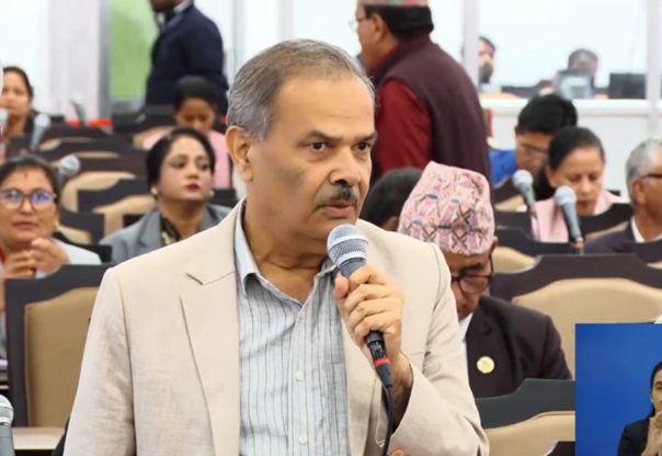बाढीले क्षतिग्रस्त सडक पुनर्निर्माणमा जोड दिन एमाले सांसद कँडेलको माग