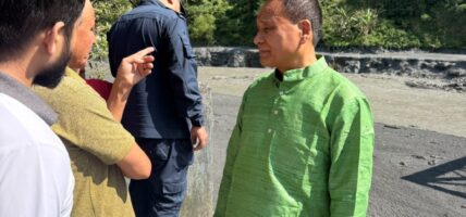 कुलमान पुगे आरुघाट, बाढी प्रभावित क्षेत्र निरीक्षण