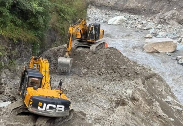 बेनी-जोमसोम सडक पूर्ण रुपमा खुलाउने प्रयास जारी