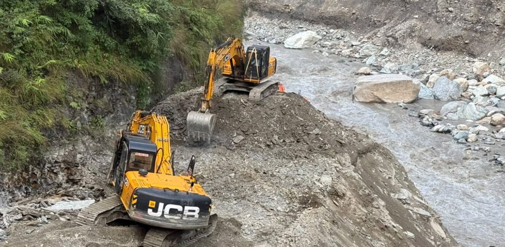 बेनी-जोमसोम सडक पूर्ण रुपमा खुलाउने प्रयास जारी