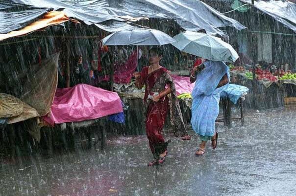 नेपालको विभिन्न क्षेत्रमा बिहीबारदेखि करिब ३६ घण्टासम्म भारी वर्षाको सम्भावना