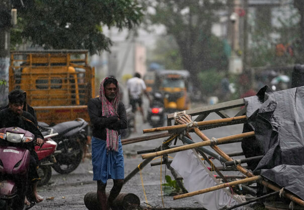 भारतको पूर्वी तटीय क्षेत्रमा चक्रवात ‘अर्नब’को प्रभाव, हजारौँ मानिस सुरक्षित स्थानमा सारिए