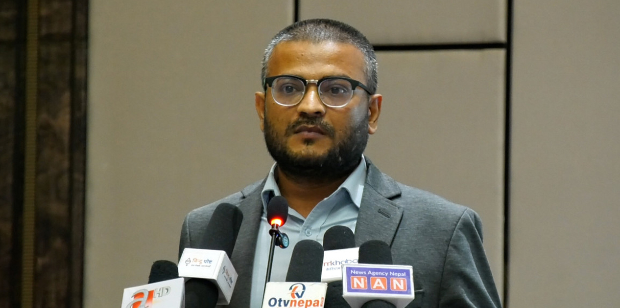 ‘सरकारमा राजनीतिक तथा प्रशासनिक अनुभवको कमी छ’: मुकुल ढकाल ‘सरकारमा राजनीतिक तथा प्रशासनिक अनुभवको कमी छ’: मुकुल ढकाल